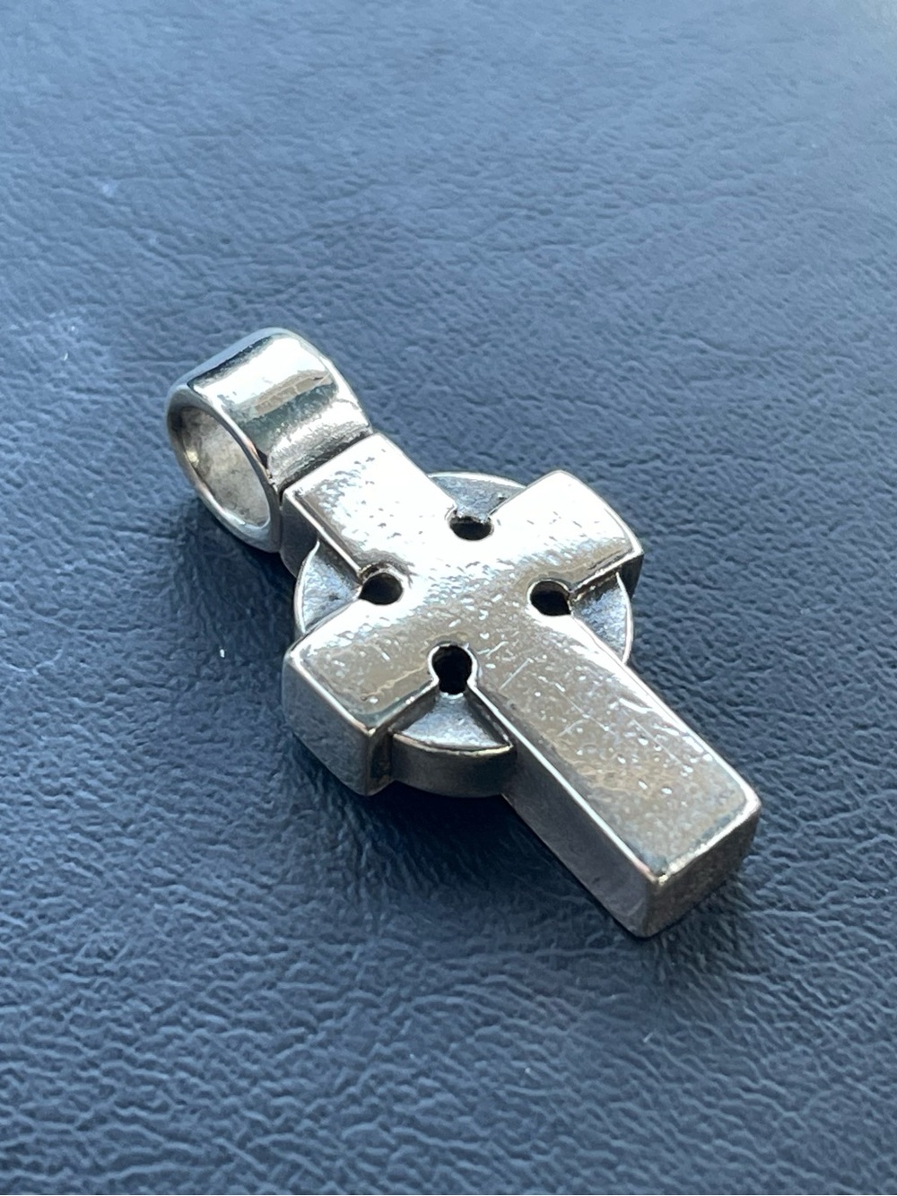 Retired James Avery Sterling Celtic Cross Pendant 14.79g JA + Box & Pouch